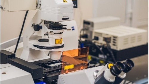 某科研機構使用蘇州阿爾法生物提供的顯微鏡